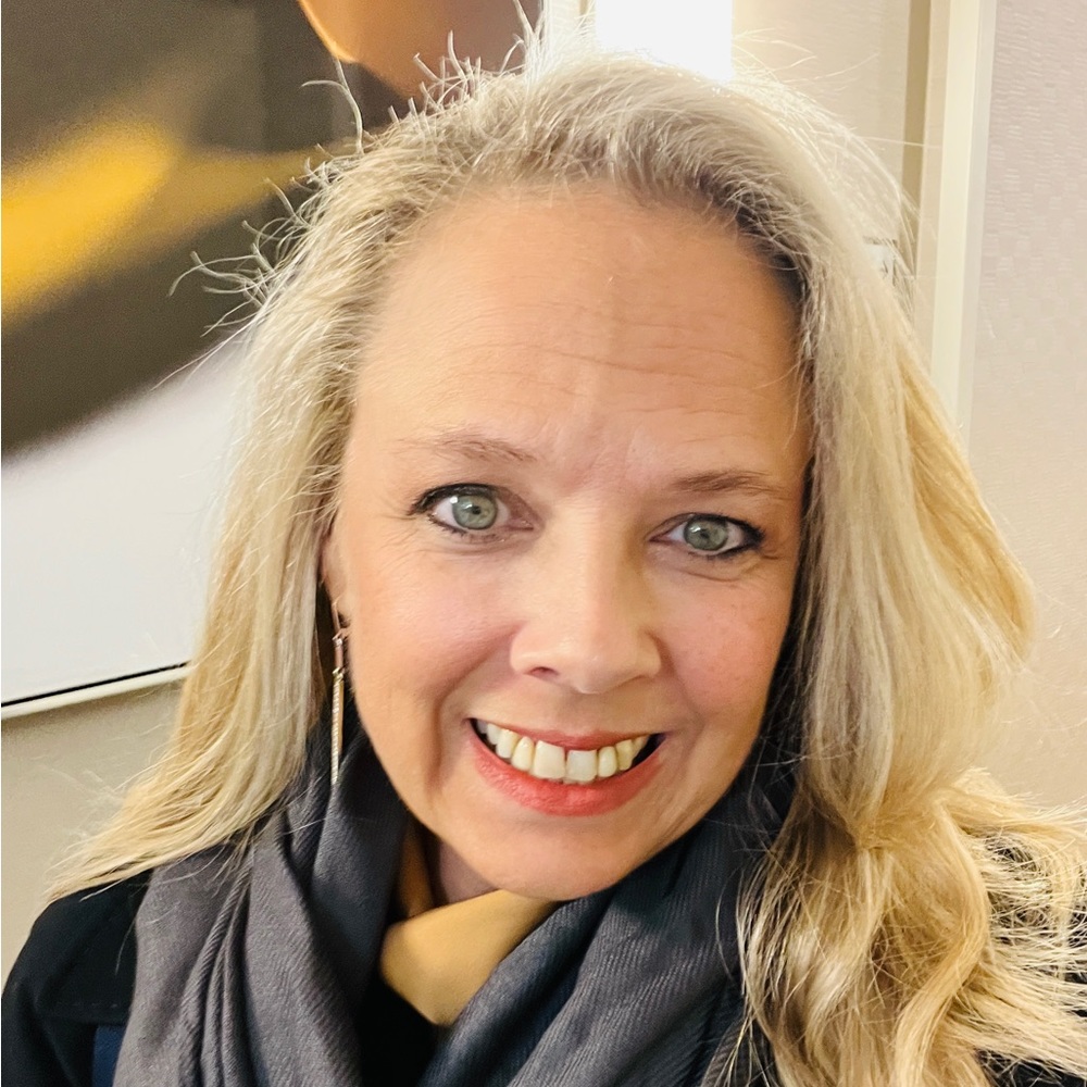 Meet your Posher, Stacy